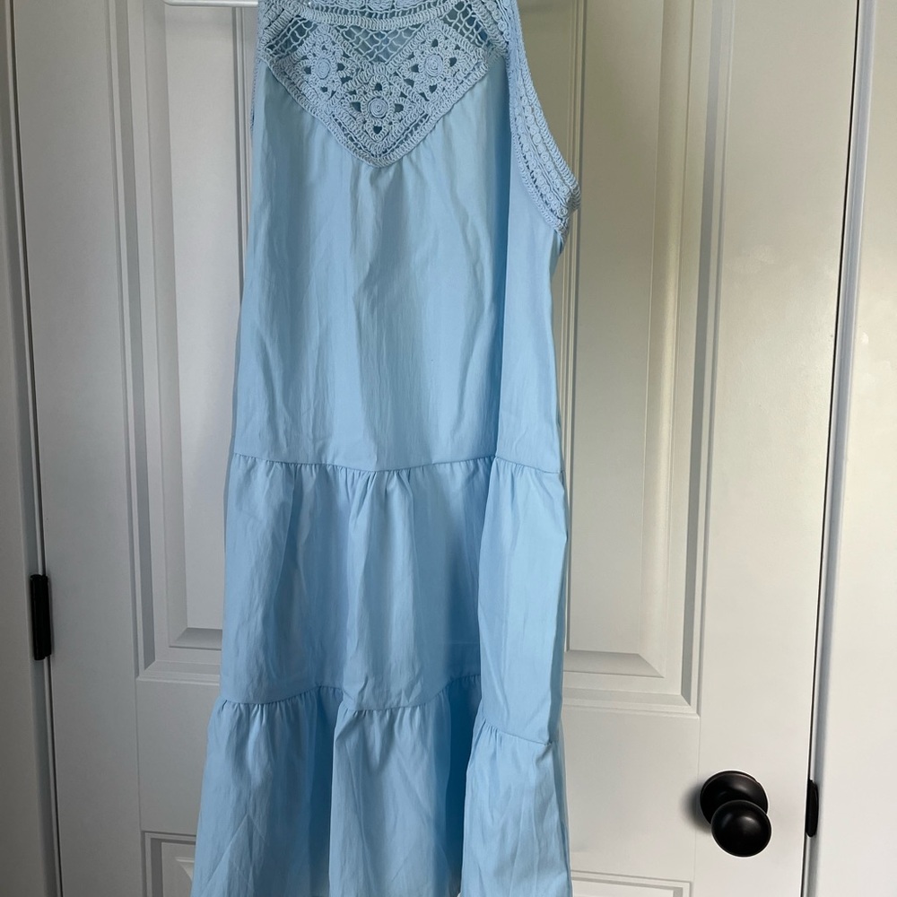 Light Blue Sleeveless Dress with Lace Detail